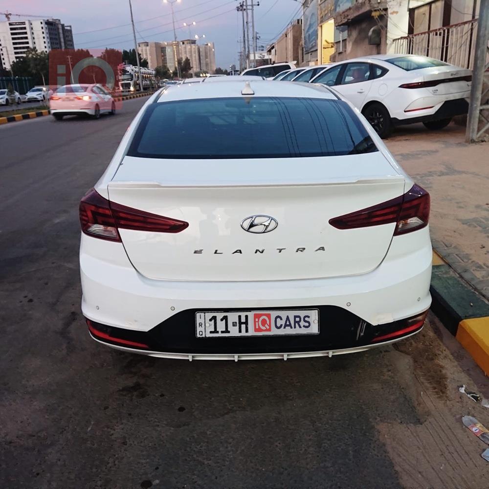 هيونداي النترا
